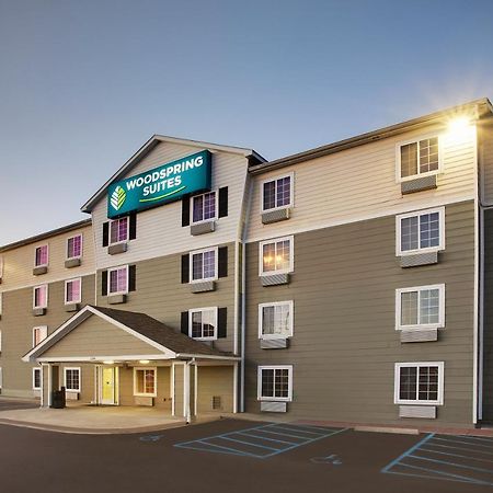 Woodspring Suites Baton Rouge East I-12 מראה חיצוני תמונה