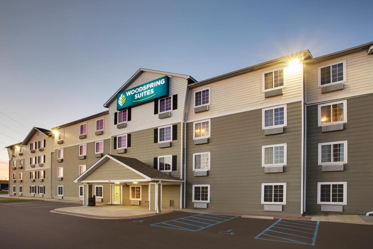 Woodspring Suites Baton Rouge East I-12 מראה חיצוני תמונה