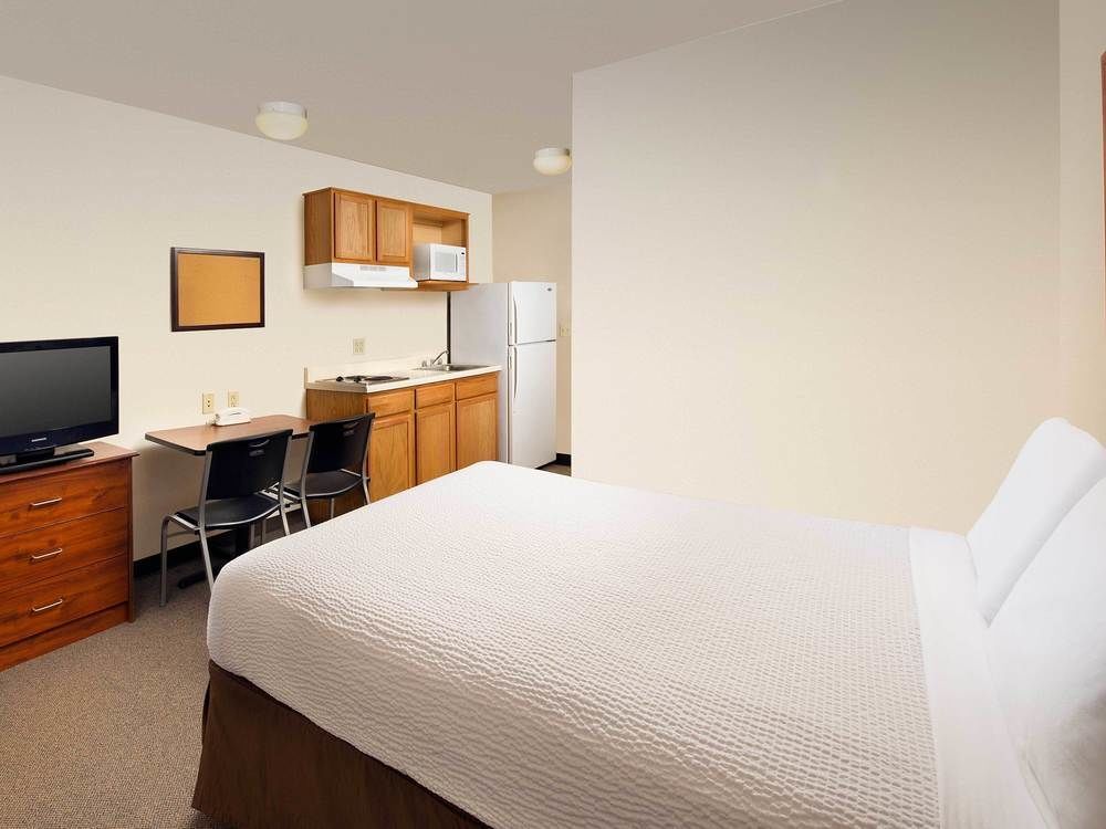 Woodspring Suites Baton Rouge East I-12 מראה חיצוני תמונה